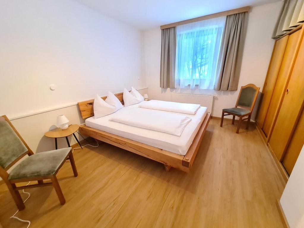 Apartments Juri & Hermann 1 バド クラインキルヒハイム エクステリア 写真